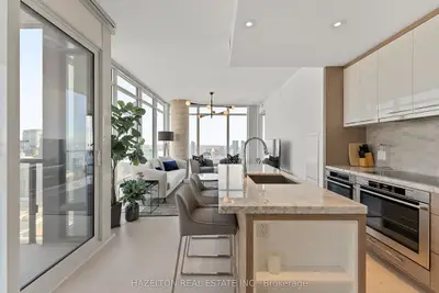 Condo Apartment in Toronto