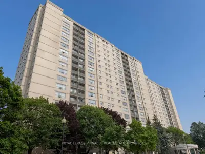 Condo Apartment in Toronto