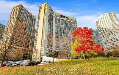 33 Harbour Square 837, Toronto, On M5j 2g2