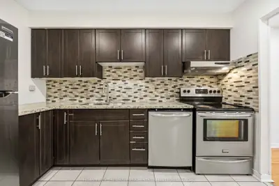 142 Thorny Vineway, Toronto C15, On, M2j 4j6