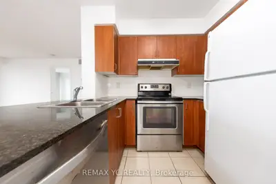5500 Yonge Street 2410, Toronto, On M2n 7l1