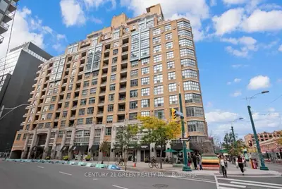 Condo Apartment in Toronto