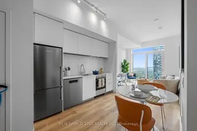 Condo Apartment in Toronto