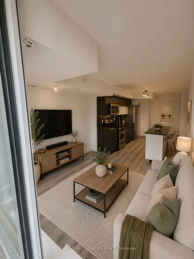 Condo Apartment in Toronto