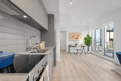 Condo Apartment in Toronto