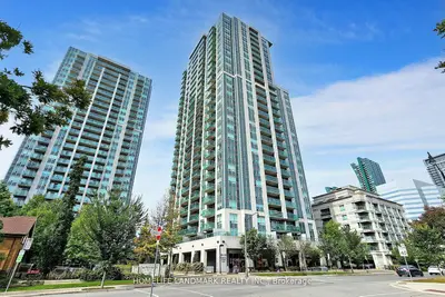 Condo Apartment in Toronto
