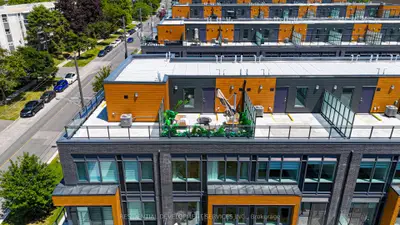 73 Curlew Drive 63, Toronto, On M3a 0b1