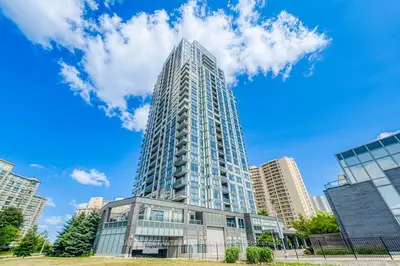 18 Graydon Hall Drive 909, Toronto, On M3a 2z9