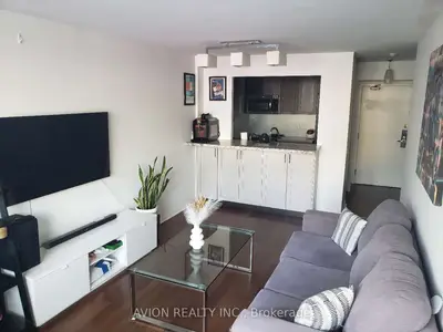 5 Rosehill Avenue 515, Toronto, On M4t 3a6
