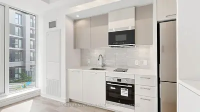 Condo Apartment in Toronto