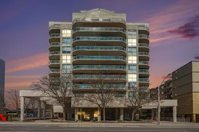 398 Eglinton Avenue E 1009, Toronto, On M4p 3h8