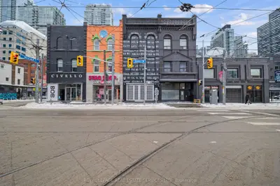 273 Queen Street W, Toronto, On M5v 1z9
