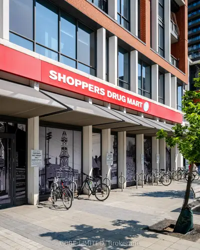 1 Park Place, Toronto, On M5a 3h6