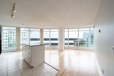Co-op Apartment in Toronto