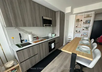 117 Broadway Avenue 2207, Toronto, On M4p 1v3