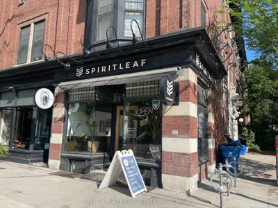 542 College Street 6, Toronto, On M6g 1b1
