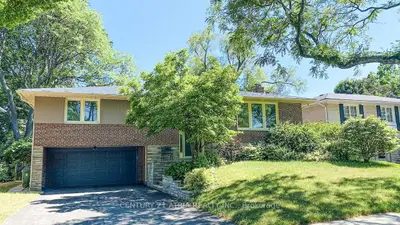11 danville Drive, Toronto C12, ON M2P 1H7