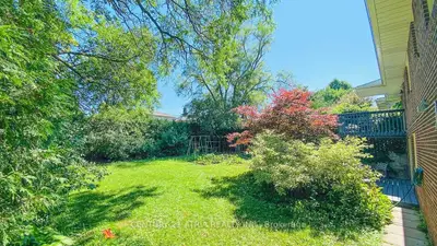 11 danville Drive, Toronto C12, ON M2P 1H7