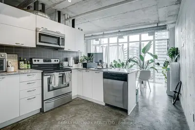 150 Sudbury Street 910, Toronto, On M6j 3s8