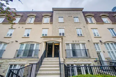 Condo Townhouse in Toronto