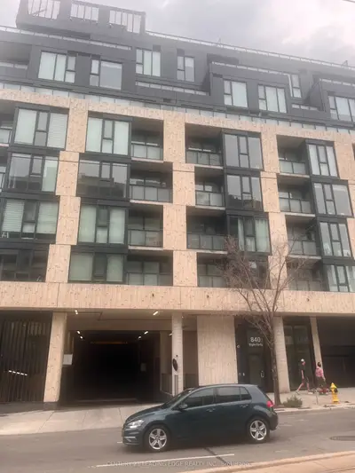 Condo Apartment in Toronto