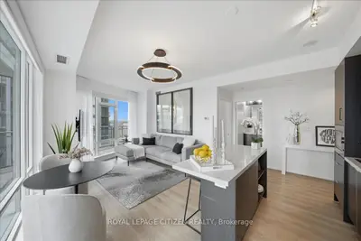 Condo Apartment in Toronto