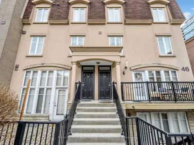Condo Townhouse in Toronto