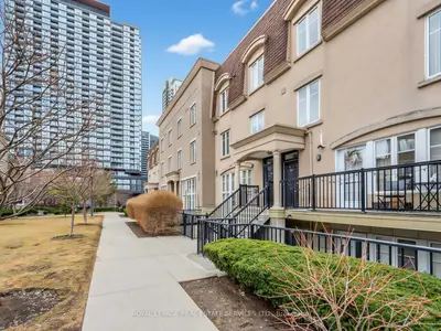 46 East Liberty Street 515, Toronto, On M6k 3p1