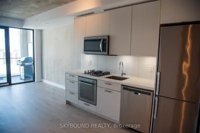 Condo Apartment in Toronto