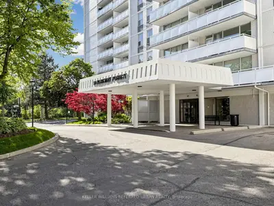 10 Parkway Forest Drive 1111, Toronto, On M2j 1l3