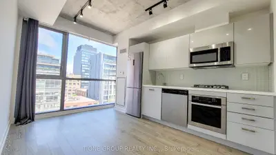 Condo Apartment in Toronto