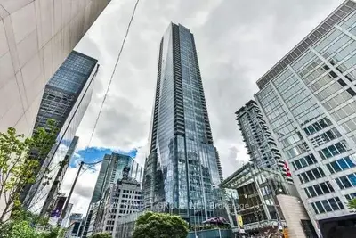180 University Avenue 4207, Toronto, On M5h 0a2