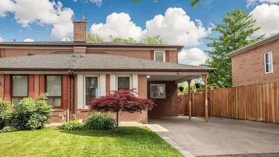 48 Crossbow Crescent, Toronto, On M2j 3m4
