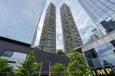 88 Harbour Street 3702, Toronto, On M5j 1b7