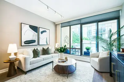 18 Yorkville Avenue 210, Toronto, On M4w 3y8