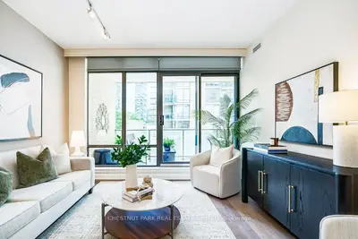 Condo Apartment in Toronto
