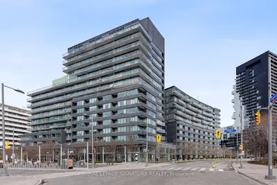 Condo Apartment in Toronto