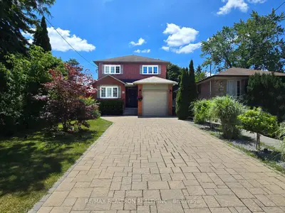 Detached in Toronto