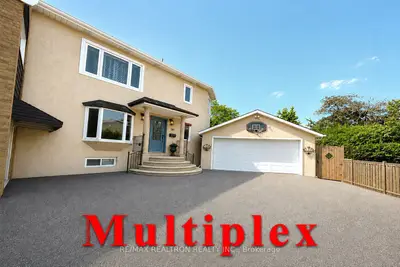 20 Redwing Place, Toronto, On M3c 2a8