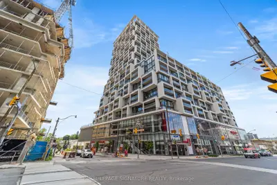 Condo Apartment in Toronto