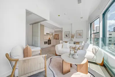 100 Queen Street E 306, Toronto, On M5c 0b5