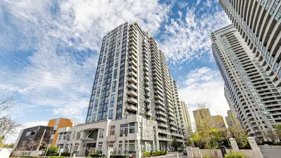 Condo Apartment in Toronto