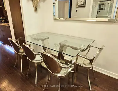 14 York Street 2511, Toronto, On M5j 0b1