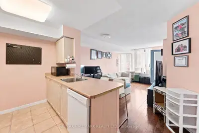 153 Beecroft Road 515, Toronto, On M2n 7c5