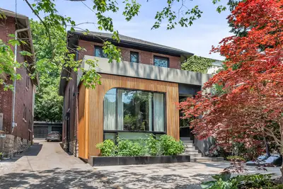 94 Walker Avenue, Toronto, On M4v 1g2