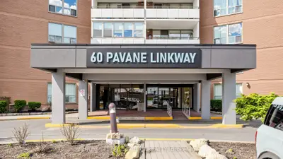 60 Pavane Linkway 602, Toronto, On M3c 1a1