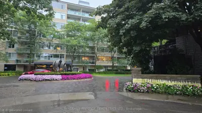 Condo Apartment in Toronto