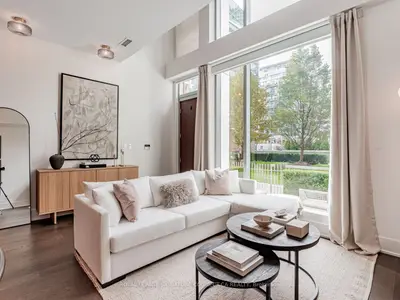 Condo Townhouse in Toronto