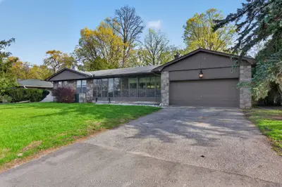 73 Forest Grove Drive, Toronto, On M2k 1z4