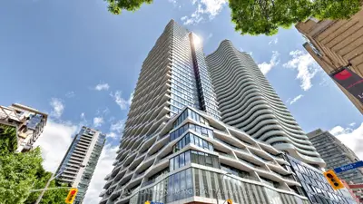 85 Wood Street 4116, Toronto, On M4y 0e8